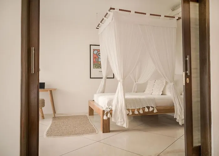 Tropical 3bdr Poolvilla In Heart Of * Seminyak