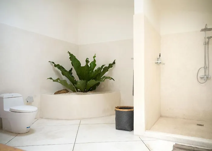Tropical 3bdr Poolvilla In Heart Of * Seminyak