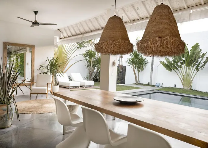 Tropical 3bdr Poolvilla In Heart Of